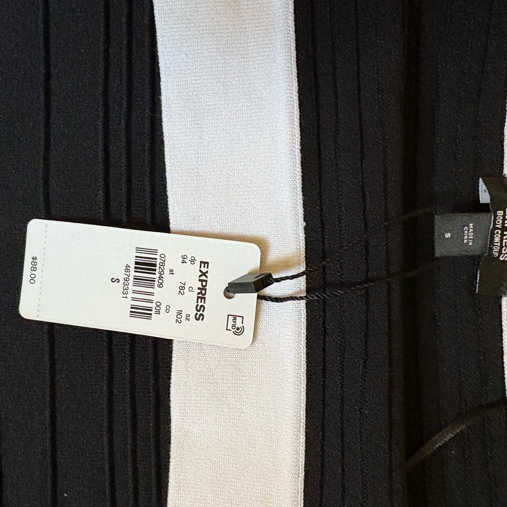 NWT Express Body Contour brand ribbed white tipped midi sweater dress. Size S - Picture 5 of 7
